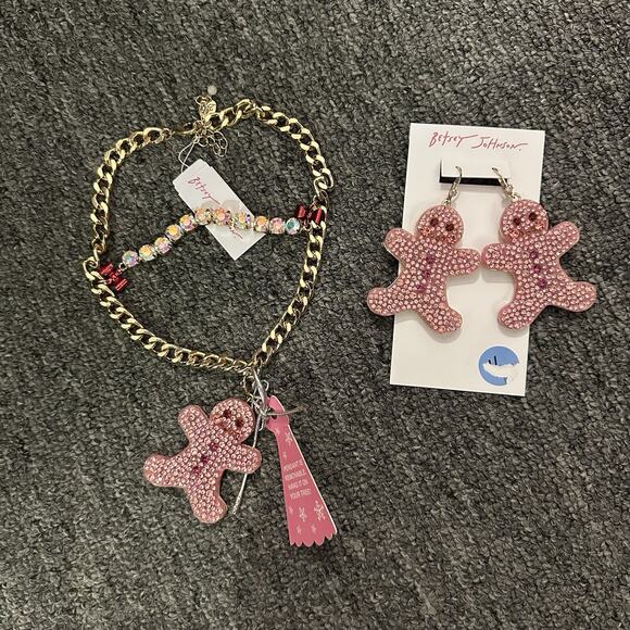 Betsey Johnson Pink Crystal Gingerbread Man Necklace & Gingerbread Earrings NWT - Picture 1 of 3